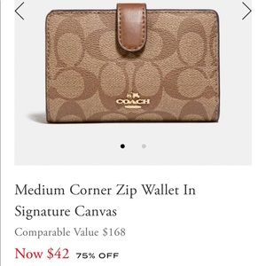 COACH medium corner zip wallet - New!